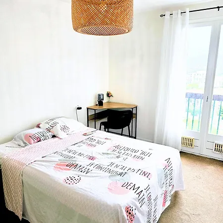 Doudoute Premium アパート *